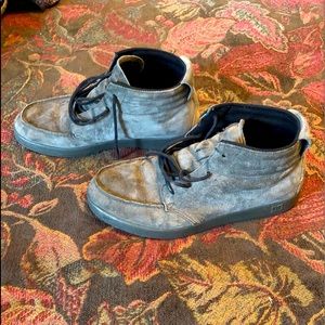 The Arkitip Chukka from DC - 10.5 Grey Suede Lace-Up.